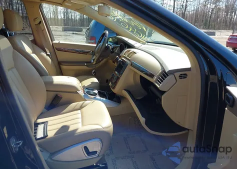 2010 Mercedes-Benz R 350 4Matic from USA, damaged, VIN 4JGCB6FB6AA102980